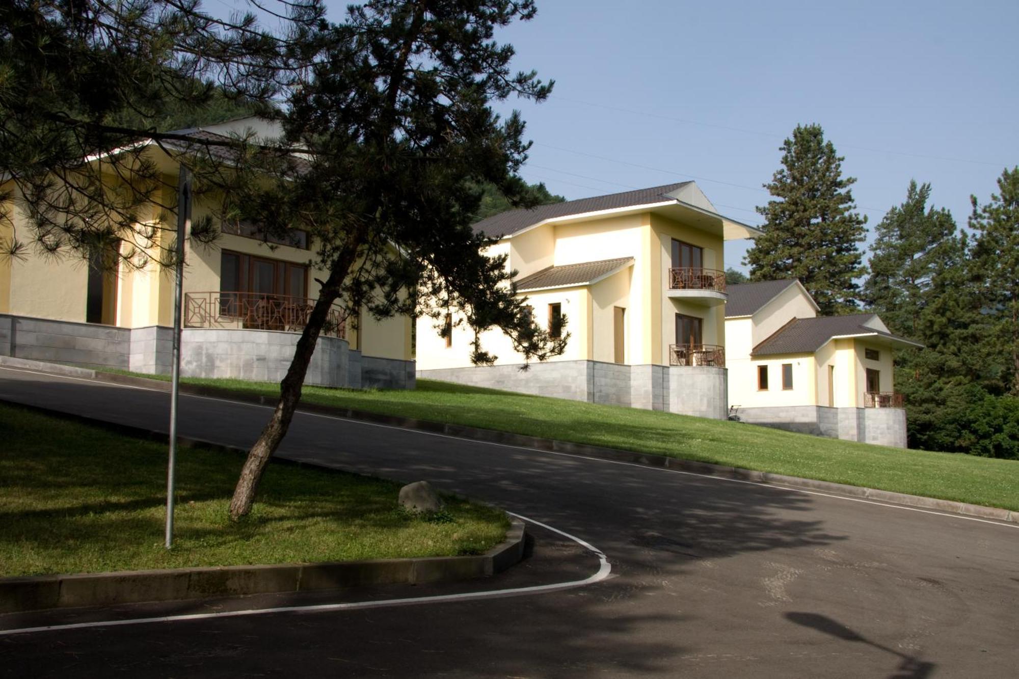 Hotel Dilijan Resort Exterior foto