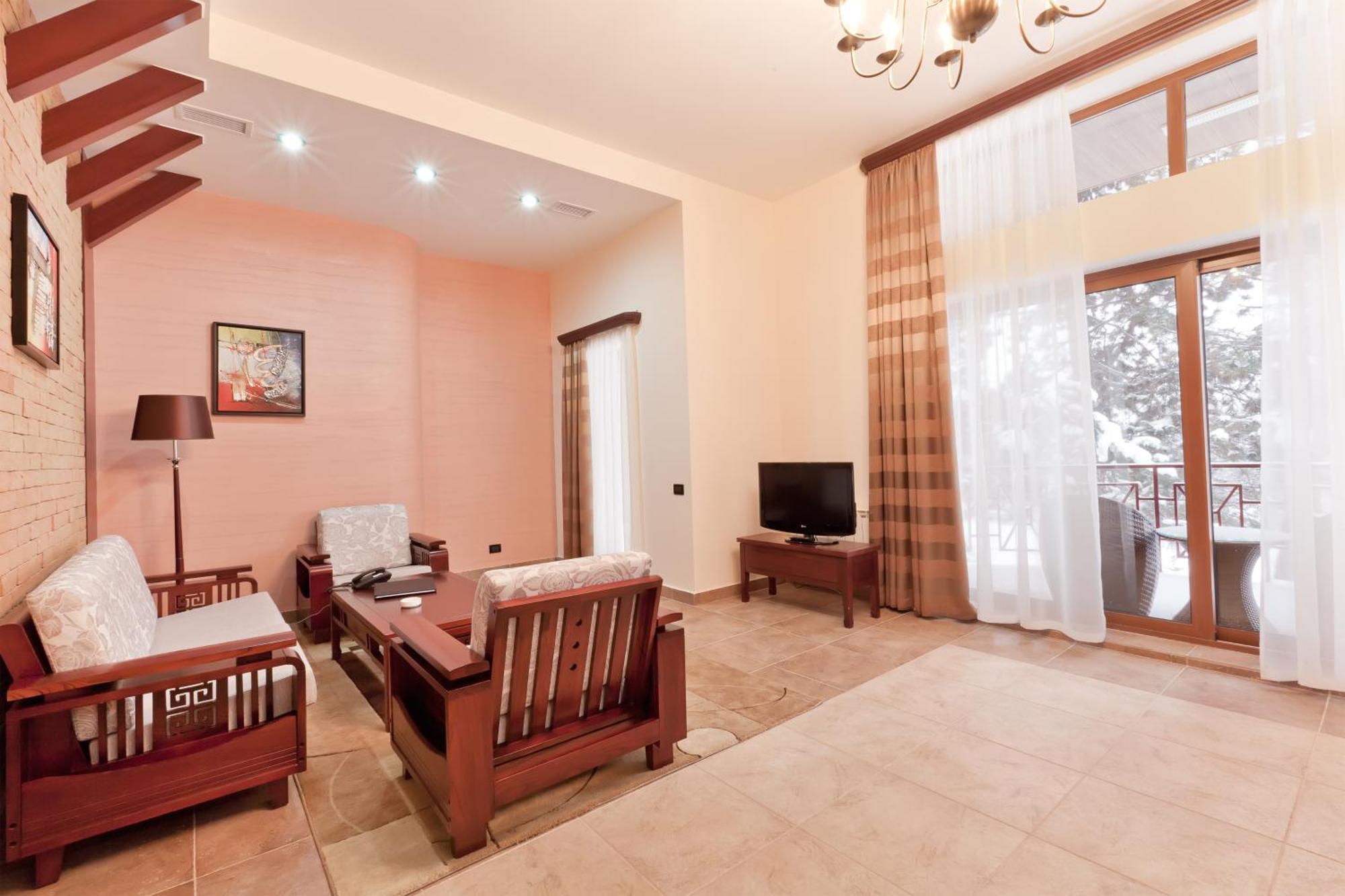 Hotel Dilijan Resort Exterior foto